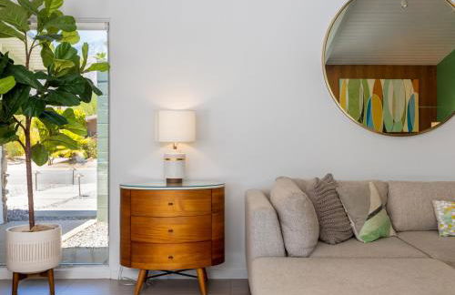 Shaken Not Stirred in Sunrise Park by Acme House Company - Foto 6