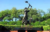 Savannah Old Town Trolley - Photo 5