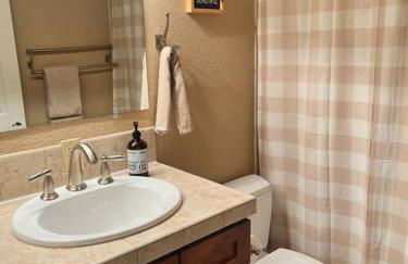 The Bluejay Cabin at Munds Park, AZ! - Foto 32