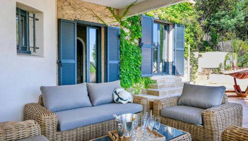 Villa moderne 6 CH pour 12 avec piscine privée, clim et parking aux Issambres - FR-1-768-24 - Foto 3