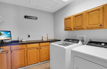 Modern home - 3K sqft - 5BR & 11 beds - brand new HOT TUB - 6 miles to AMI beaches - Foto 27