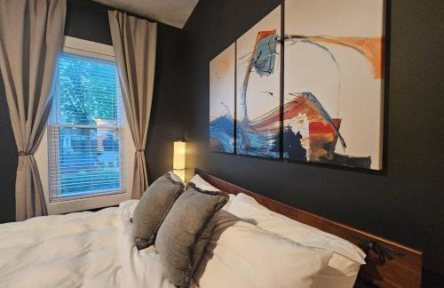 Prime location very close to downtown! - Photo 60