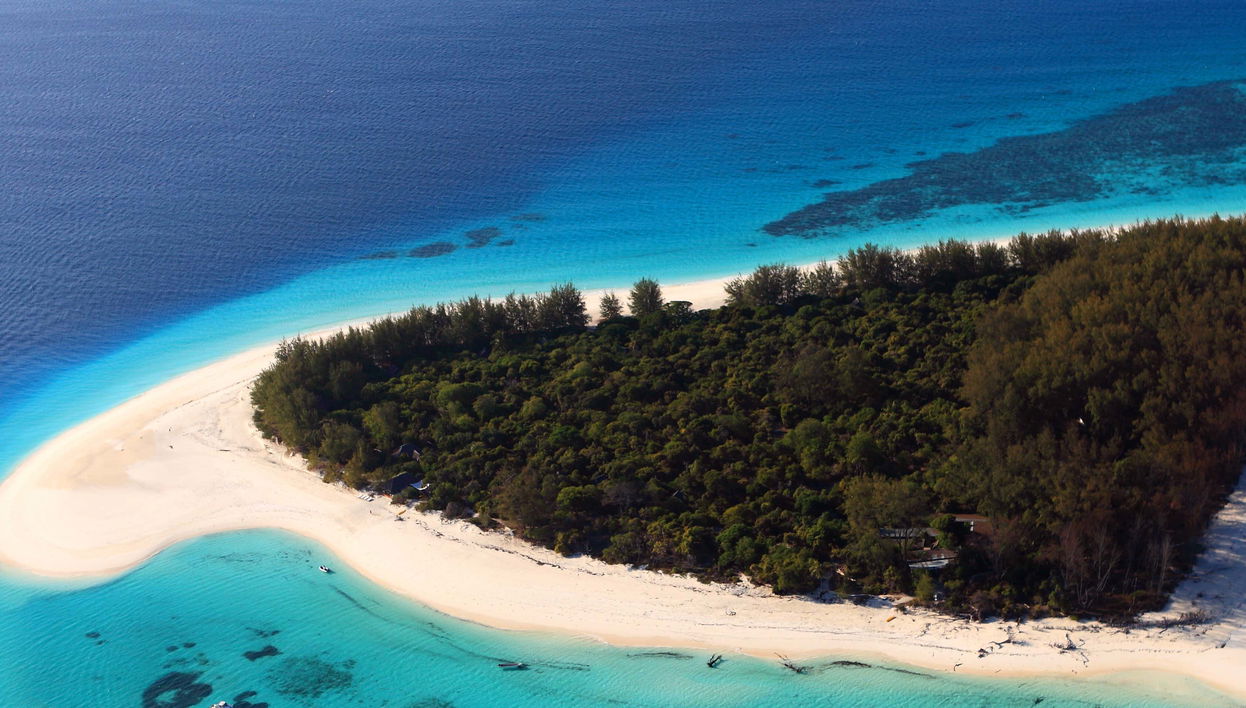 Snorkel no Atol de Mnemba