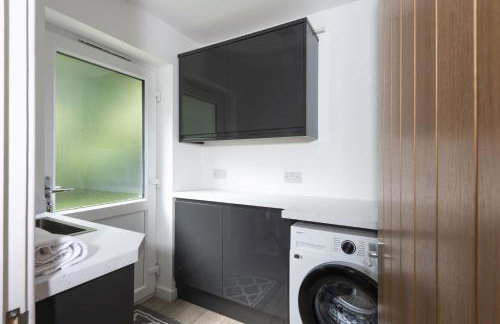 Tre Lowen, Goonhavern, Perranporth - Free Parking - Free Wifi - Games Room - Foto 28