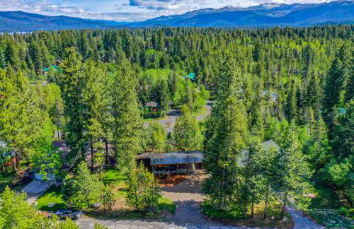 Two Pines - Unique container home w/hot tub - Downtown - Trailer Parking - Pet friendly - Foto 36