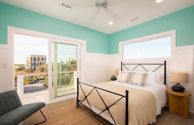 Ocean's Eye by Avantstay Beach Front Home w/ Roof Top, Pool & Putting Green! - Foto 11