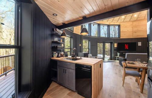 Mount Snow Yurt - Hot Tub, Wood Stove, WiFi, EVcharger - Foto 18