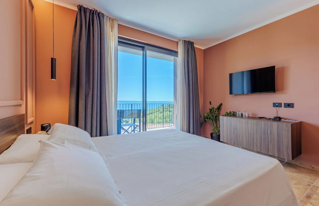 Hotel DeVille - Photo 30