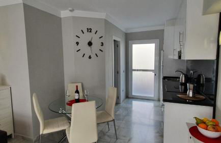 Nice Duplex Home, Marbella, See View, Hotel Resort - Photo 3