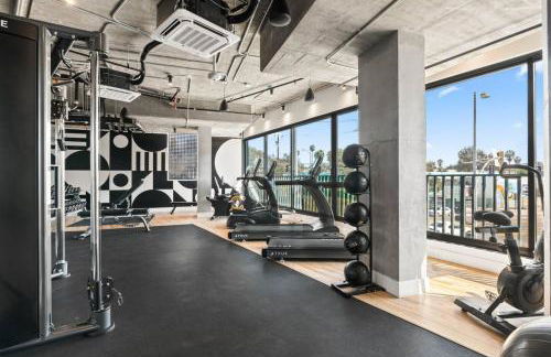 Chic Studio, Walk to Downtown With Skyline Views - Foto 6