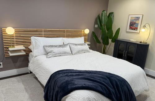 Private getaway in Studio City Hills universal - Photo 1