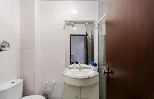 Casa de José &Maria, casa espaçosa para famílias e grupos até 10 pessoas - Foto 10