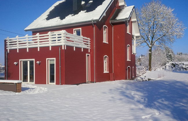 Charming Fens Family Home - Photo 33