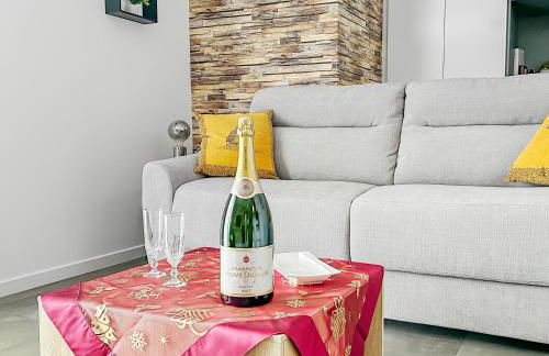 Studio moderne, cosy, parking, parfait en duo - Photo 10