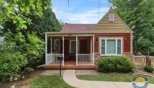 New Pet Friendly Walking Distance to Lake Front - Foto 5