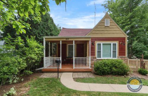 New Pet Friendly Walking Distance to Lake Front - Foto 5