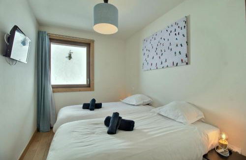 ARC 1600, LE RIDGE, Appartement 10 personnes Duplex Vue Montagne - ski aux pieds - Sauna, Hammam, Piscine, Salle de salle de sport-fitness - Foto 28