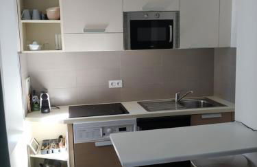 STUDIO CANNES A 5 MN A PIED DE LA GARE TOUT CONFORT AVEC BALCON - Foto 6