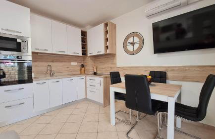 Apartman "Flower Garden" - Foto 19