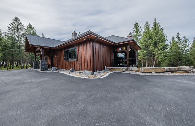 Chateau Fortine Retreat for 6! - Photo 61