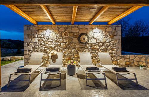 Villa Alargo Heated Pool - Photo 5