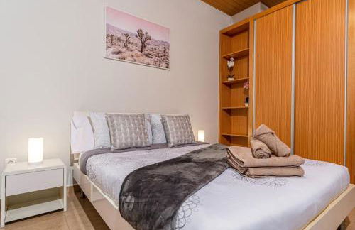 Marina View Apartment - Pool & stunning ocean view - Photo 36