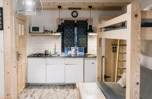 Ośrodek na zakręcie - Foto 37