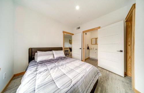 Golf Course View Centrally Located Condo in Erie - Foto 16