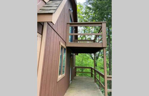 Regent Hilltop Cabin - Photo 14