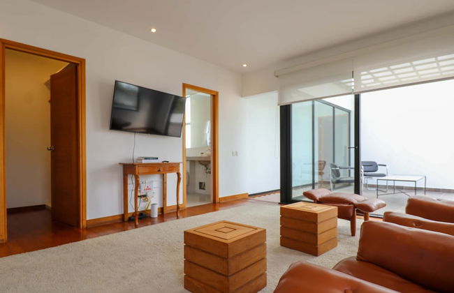 w Radiant 2BR w Modern Terrace in Miraflores - Foto 1