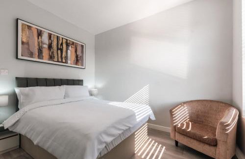 Central 2 Bed Apartment Perfect for Long and Short Stays - Foto 1