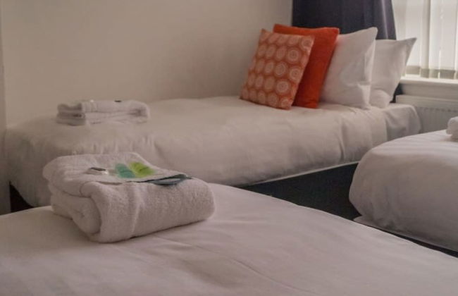 The Storyhouse Gathering 5 Bed - Sleeps 13 City Centre - Photo 15