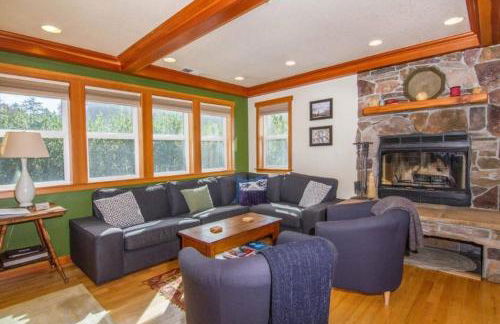 3BR Hot Tub Ocean Views & King Beds Near Beach - Foto 5