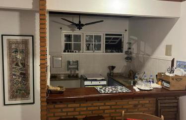 Refúgio Aconchegante no Peró Jardim Privativo Wi-Fi Ideal Casais Famílias e Home Office - Foto 8