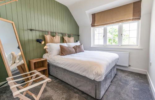 The Queen Stage - Photo 20