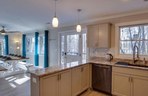 Blue Ridge Hideaway at Lake Toxaway with Hot Tub - Foto 17