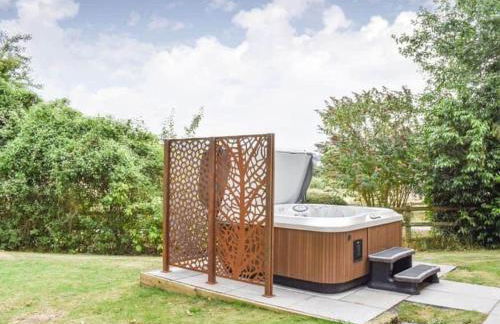 Gorstage Meadows Luxury 2 Bedroom Lodge in Rural Cheshire - Photo 27