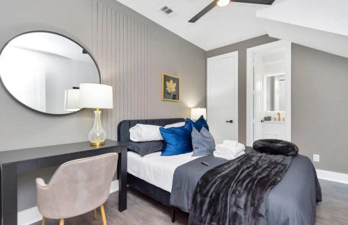 The Suite Spot! Downtown Skyline Views! Sleeps 12 - Foto 8