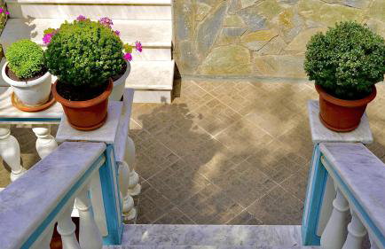 Angelos Studios - Photo 74