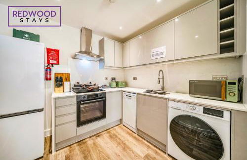 Brand New Town Center, Free Fast WiFi, Balcony By Redwood Stays - Foto 71