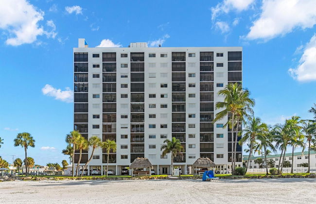 Sunset Fort Myers - Photo 42