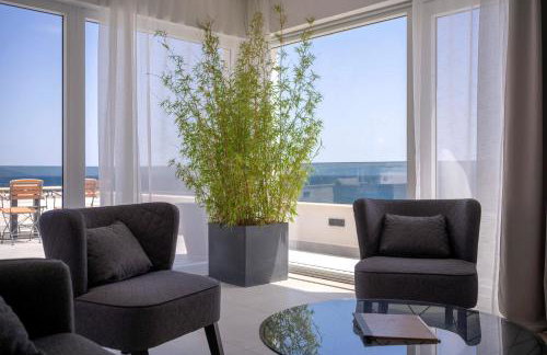 Exclusive Seafront Suite with jacuzzi - Foto 25