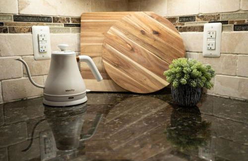 Modern 3BR Near EWR, Parking, 25 Min NYC - Foto 15