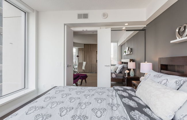 QuickStay - Enchantment in Yorkville - Yonge & Bloor - Photo 8