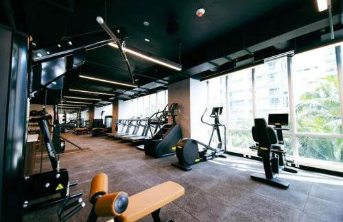 Stylish Studio and Den Across from Bayside Miami - Foto 24