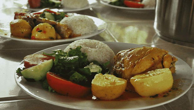 Time to taste typical Costa Rican dishes