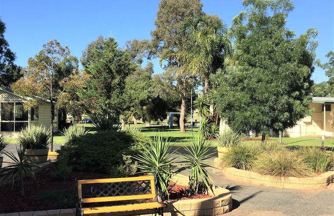 Junee Tourist Park - Photo 63