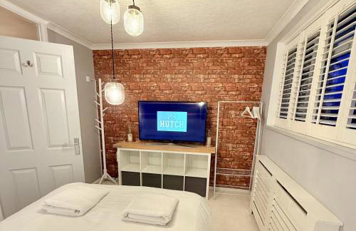 Fantastic 2-Bed House with Parking - Hosted by Hutch Lifestyle - Foto 37