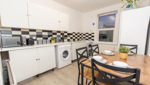 Cottage Flat 2BD Leyton Near Central Line - Sleeps 10 - Foto 4