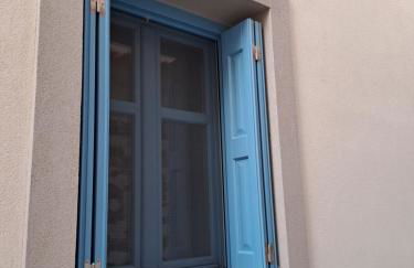 Kyveli LuxuryRooms - Photo 10